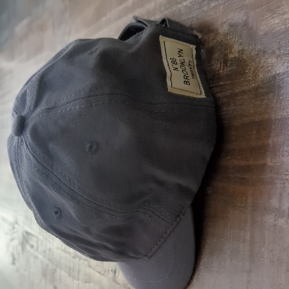 N86 Brooklyn Twenty Baseball Cap- Grey